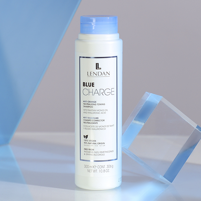 Lendan Blue Charge tónující šampón pro barvené vlasy 300 ml