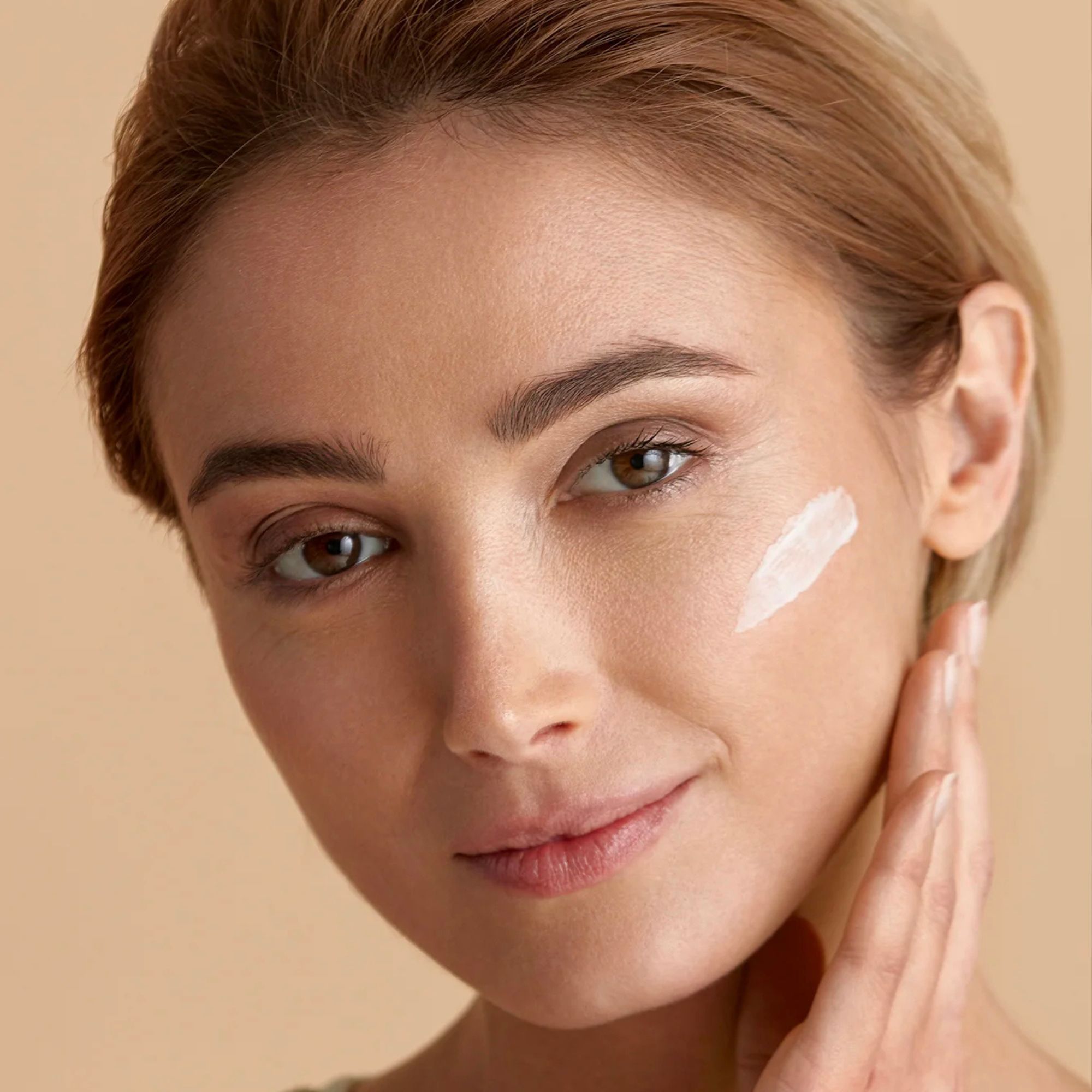 Byotea AGE liftingový denní krém proti vráskám 50 ml