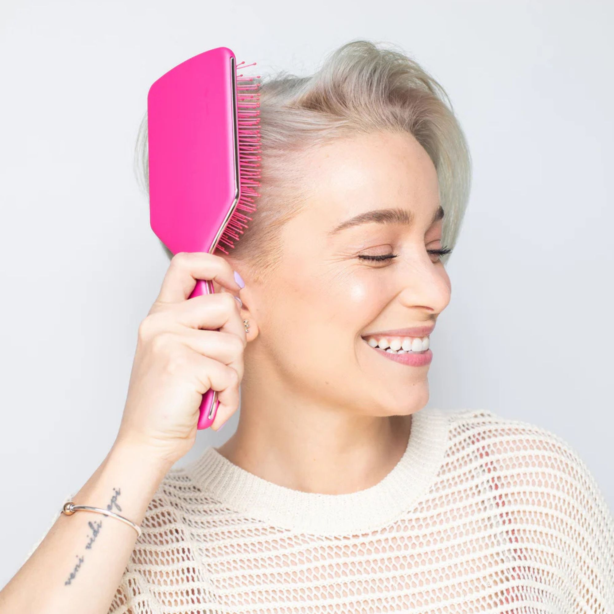 Framar Pinky Swear plochý kartáč na vlasy